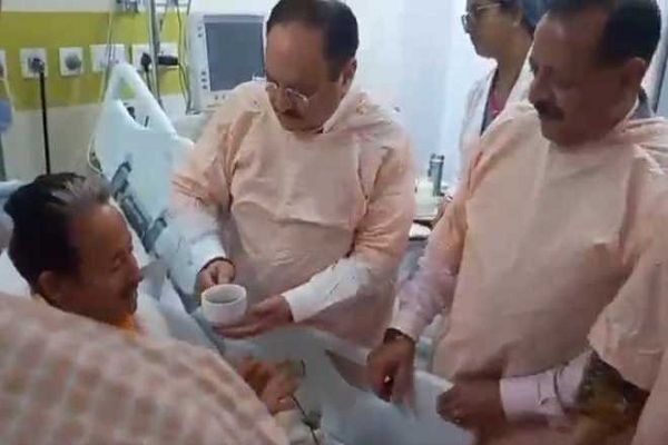 26 दिन बाद सोनम वांगचुक ने तोड़ा अनशन