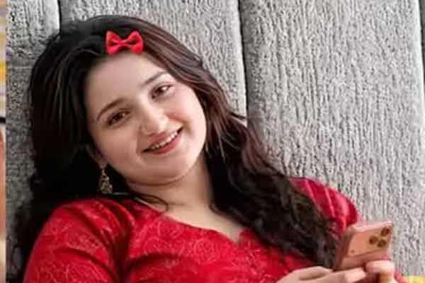 पाकिस्तान की मशहूर इन्फ्लुएंसर आयशा गिलानी की हत्या