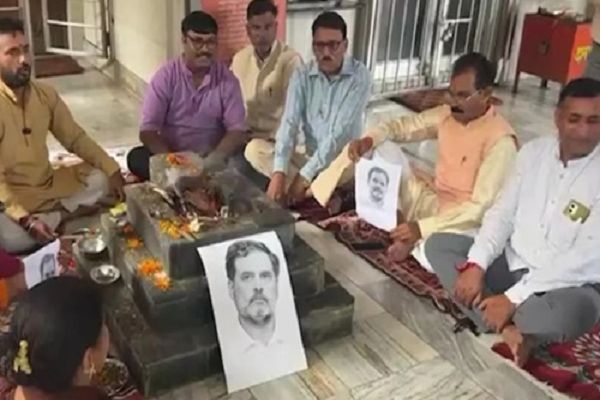 उत्तराखंड शुद्धिकरण विवाद बढ़ा, बीजेपी ने राहुल गांधी के लिए किया 'बुद्धि शुद्धि' यज्ञ