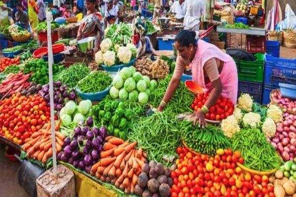 त्योहारों में खर्च का बढ़ेगा हिसाब! कमर्शियल गैस महंगी, TV-AC से पासपोर्ट तक असर