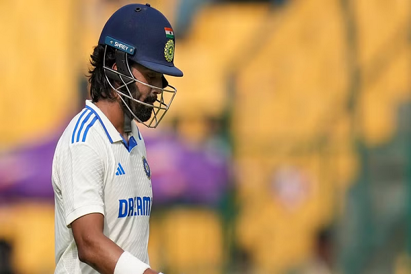 पुणे टेस्ट में न्यूजीलैंड की पहले बैटिंग, अश्विन-वॉशिंगटन ने दिए झटके, जानिए ताजा स्कोर