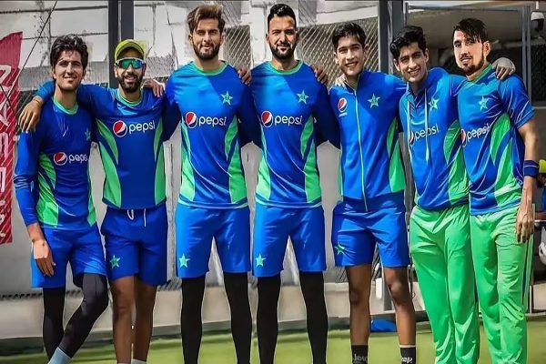 22 साल के पाकिस्तानी क्रिकेटर ने अचानक लिया संन्यास, दिल टूटने के बाद लिया बड़ा फैसला