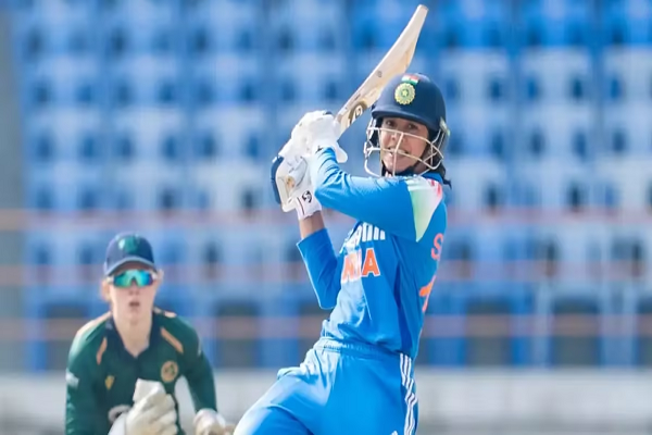 4 शतक, 747 रन... स्मृति मंधाना ने ICC को किया इम्प्रेस, 3 खिलाड़ियों को पछाड़ नाम कर ले गईं बड़ा अवार्ड