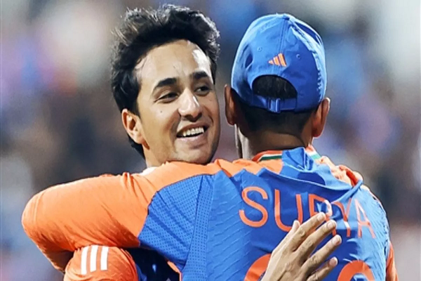 सिर्फ युवराज सिंह ही नहीं, भारत के इस पूर्व ओपनर ने भी संवारा है अभिषेक शर्मा का करियर, बल्लेबाज ने खुद किया खुलासा