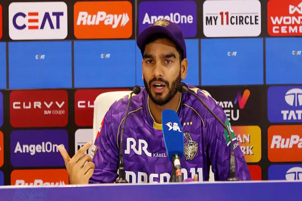 'मुझे ज्यादा पैसे मिले तो इसका मतलब ये नहीं...', Venkatesh Iyer का फूटा गुस्सा, आलोचकों को कहीं का नहीं छोड़ा