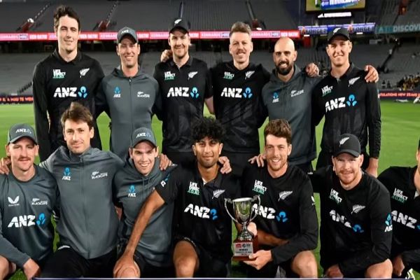 Champions Trophy 2025 के लिए न्यूजीलैंड ने किया टीम का एलान, 14 महीने बाद लौटा ये दिग्गज बल्लेबाज