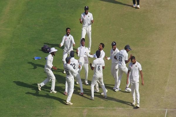 74 साल में पहली बार, केरल की टीम ने रचा इतिहास; 2 रन की लीड से रणजी ट्रॉफी में कर दिया कमाल